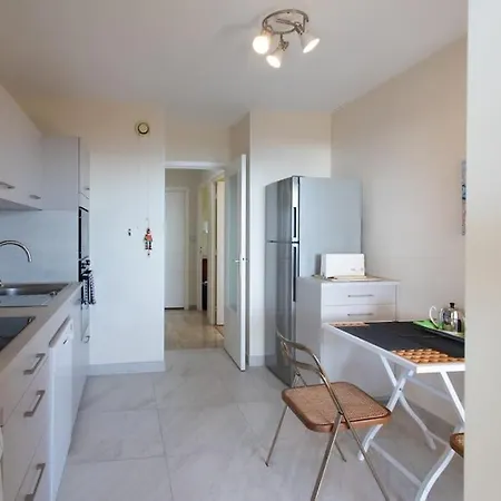 L11 Claire Fontaine Sea View 2 Bdr Ac Parking Swiming Pool